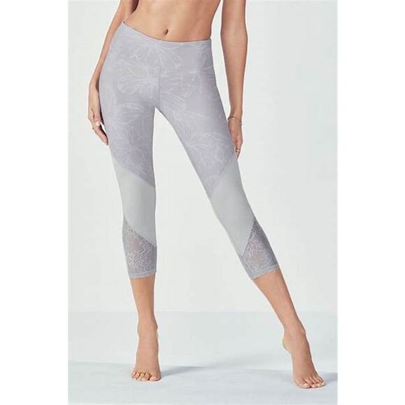 Fabletics Gray Floral Lace Powerhold Capri Leggings Size S - Picture 1 of 6